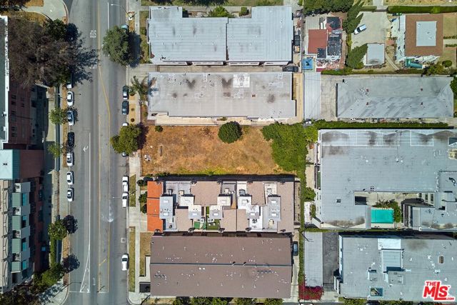 362 S Commonwealth Avenue, Los Angeles CA: https://media.crmls.org/mediaz/94c3f2d7-0722-40c5-8492-d5859d88b8ea.jpg