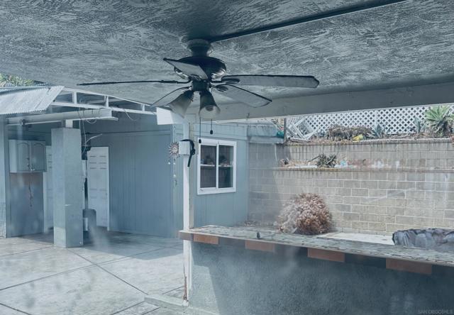 1250 Josselyn Ave, Chula Vista CA: https://media.crmls.org/mediaz/94c45f09-2653-4f71-a8c5-f7199b4f25bd.jpg