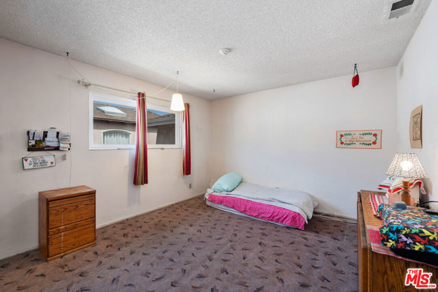 2413 CARNEGIE Lane, Redondo Beach, California 90278, 2 Bedrooms Bedrooms, ,1 BathroomBathrooms,Residential,Sold,CARNEGIE,22158269