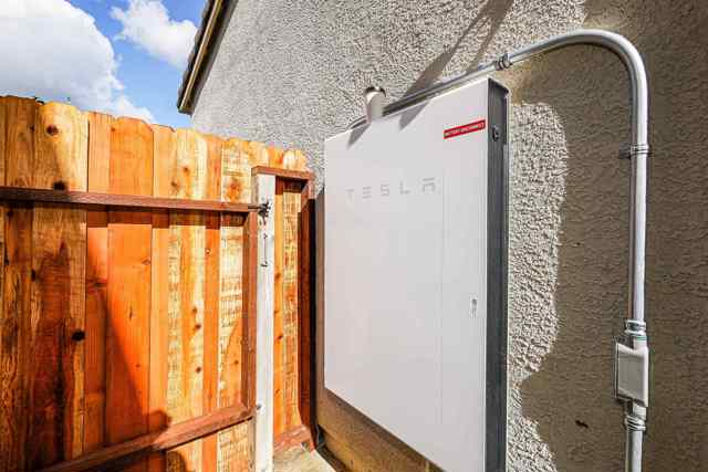 Image 36 of 44 For 327 Brookview Way