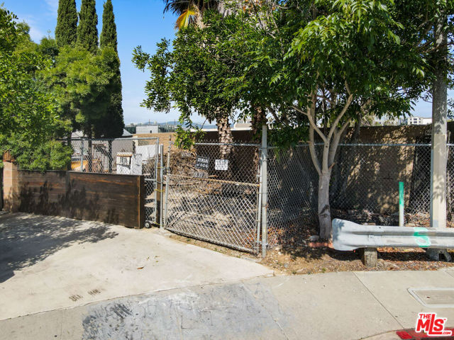 1818 21ST Street photo 2