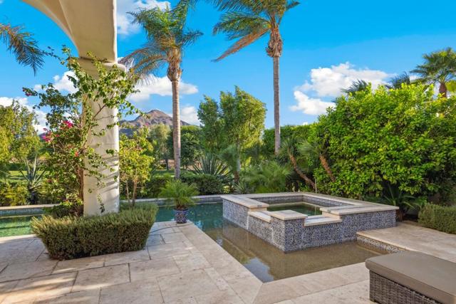 79373 Cetrino, La Quinta CA: https://media.crmls.org/mediaz/94c6408d-cdd2-46d6-9b66-acd9e6b54b2c.jpg