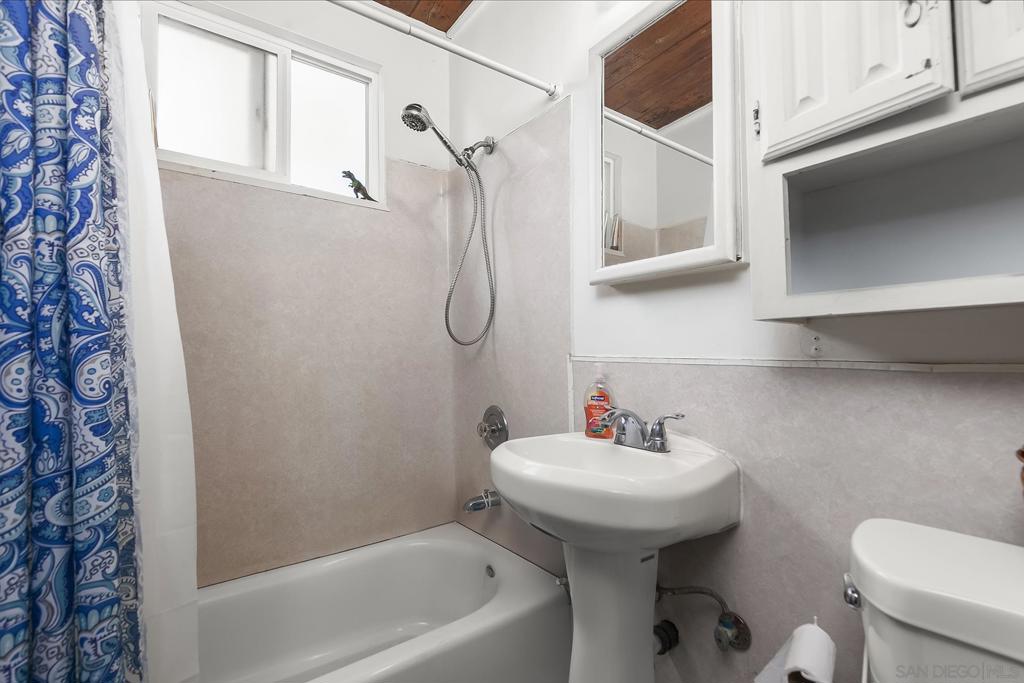 MLS #250036828SD image #5