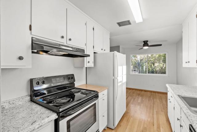 420 Alberto Way, Los Gatos CA: https://media.crmls.org/mediaz/94c6a129-59d4-41ae-ac55-003dd11847b5.jpg