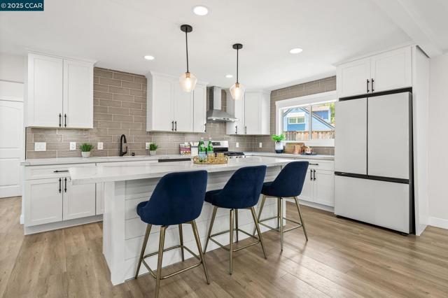 4101 Joan Ave, Concord CA: https://media.crmls.org/mediaz/94c6a3bf-c0ff-4529-b0d7-8b6cc83e319d.jpg