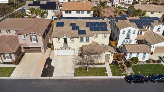 5282 Fern Ridge Cir, Discovery Bay CA: https://media.crmls.org/mediaz/94c789e5-5dd5-42e7-b14e-2622a34a3f10.jpg
