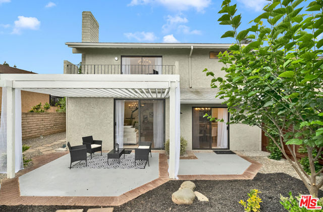 1059 Hillview Circle, Simi Valley CA: https://media.crmls.org/mediaz/94c8a139-25db-4b16-9a7a-3ed2522c7d4d.jpg
