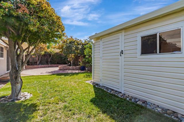 978 Woodgrove Lane, San Jose CA: https://media.crmls.org/mediaz/94c8eec8-137a-4749-a8ea-5eb754d8e910.jpg