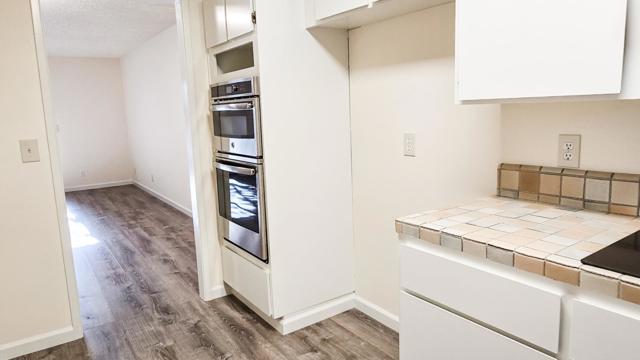 65 Montsalas Drive, Monterey CA: https://media.crmls.org/mediaz/94ca3f67-6421-42a5-9c54-0023008553b0.jpg