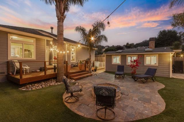 422 Montecito Avenue, El Granada CA: https://media.crmls.org/mediaz/94ca61f4-ac6f-4f61-961a-78f4a3683bc1.jpg