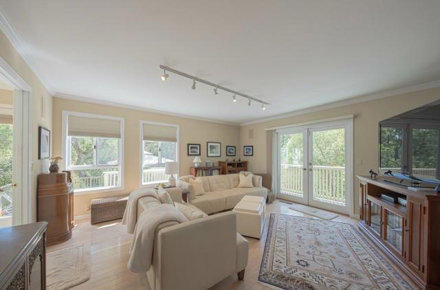 397 B Corral De Tierra Road,  CA: https://media.crmls.org/mediaz/94cace96-ea21-4afb-a037-f68e4571467d.jpg