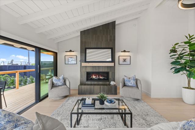 5632 Ladybird Lane, La Jolla CA: https://media.crmls.org/mediaz/94cbc6a7-662c-440b-8e14-0662512037d0.jpg