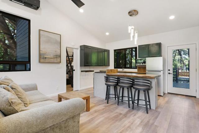 55 Hidden Meadow Lane, Scotts Valley CA: https://media.crmls.org/mediaz/94ccad27-114d-4a5b-9199-ec4ef8061c02.jpg