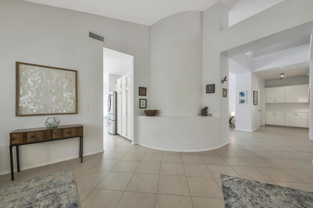 Image 19 of 31 For 40346 Barington Drive
