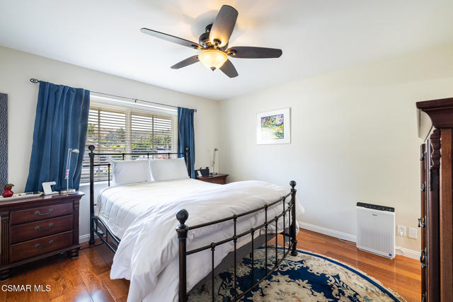 6605 Tamarind Street, Oak Park CA: https://media.crmls.org/mediaz/94ce8146-6e1e-43f4-bf43-001b2801020e.jpg