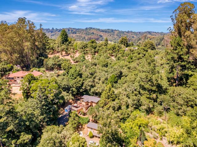 4858 Freedom Boulevard, Aptos CA: https://media.crmls.org/mediaz/94cebcf1-be4a-4ea8-bf4e-8a0bd410d30a.jpg