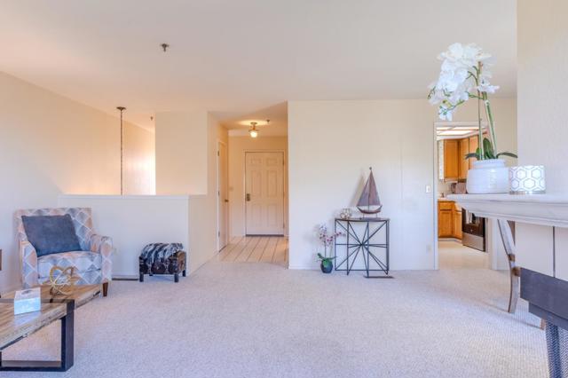 945 Fassler Avenue, Pacifica CA: https://media.crmls.org/mediaz/94cf0f58-132c-4372-8743-8ddcda434900.jpg