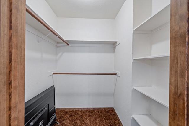 35 Rays Circle, Hollister CA: https://media.crmls.org/mediaz/94d052a8-9411-4562-9281-3633221b0020.jpg