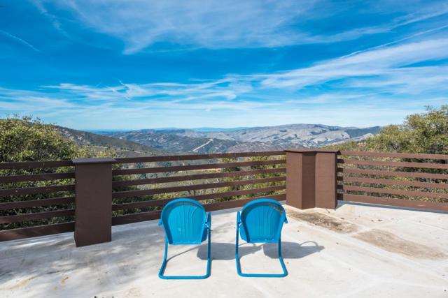 39450 Tassajara Road, Carmel Valley CA: https://media.crmls.org/mediaz/94d1bc8e-1b70-4d6c-b9b7-2b80a582edf2.jpg