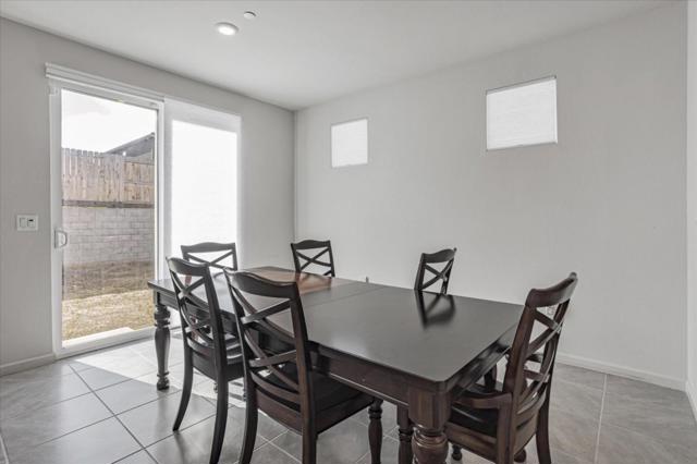 2051 Rosewood Drive, Hollister CA: https://media.crmls.org/mediaz/94d2770d-b88f-4dfe-a1ad-217a8452f50c.jpg