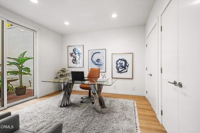 Detail Gallery Image 20 of 72 For 1265 Chateau Rd, Pasadena,  CA 91105 - 5 Beds | 5/2 Baths