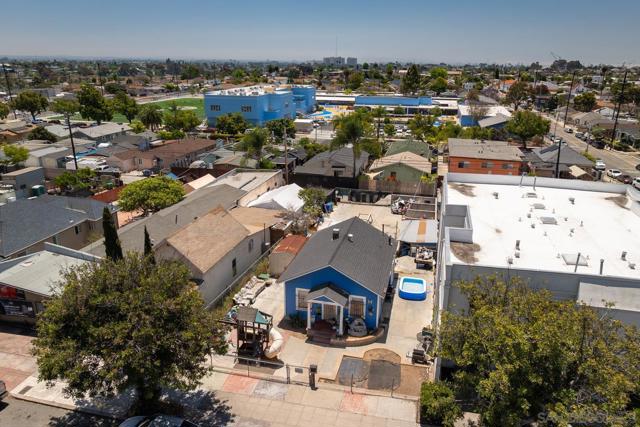 3119 Market St, San Diego CA: https://media.crmls.org/mediaz/94d44db4-c8e1-472f-95bc-640e44fde532.jpg
