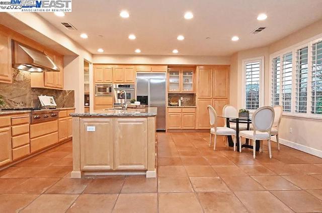 787 Barleta Ln, Livermore CA: https://media.crmls.org/mediaz/94d49d51-a56a-4789-9820-c3c52b09d9d0.jpg