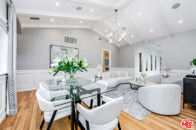 14539 Valley Vista Boulevard, Sherman Oaks CA: https://media.crmls.org/mediaz/94d509c9-8c4d-4dcb-af3d-df21de782658.jpg