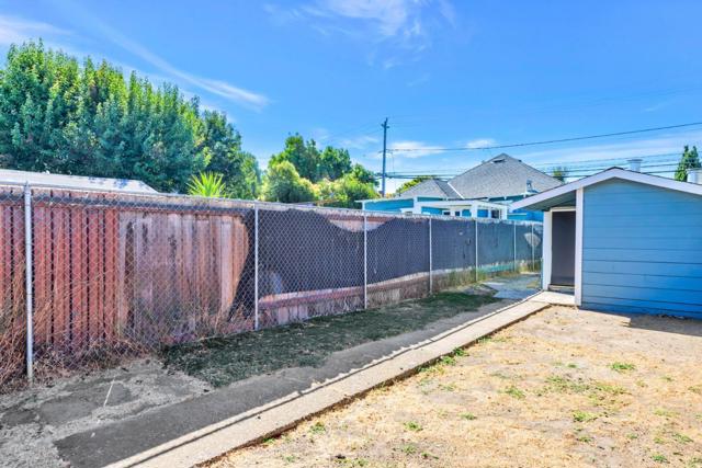 714 Tilton Avenue, San Mateo CA: https://media.crmls.org/mediaz/94d5a343-3628-4660-bd5e-68470f5d5ac4.jpg