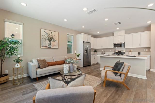 1938 Julie Dawn Pl, Escondido CA: https://media.crmls.org/mediaz/94d641f7-d3b0-411d-9eff-5e1775caa0b6.jpg