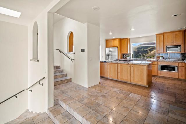 320 El Caminito Road, Carmel Valley CA: https://media.crmls.org/mediaz/94d6617f-b591-43ca-92f1-bdf16af7be56.jpg