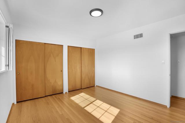 5852 Lomond Drive, San Diego CA: https://media.crmls.org/mediaz/94d6f3fd-f0c5-4289-ae3f-4b0b09e6d463.jpg