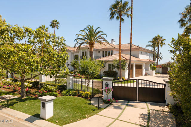 1069 Corte Barroso, Camarillo CA: https://media.crmls.org/mediaz/94d72143-6e9b-433e-96ee-91a6d3a75877.jpg