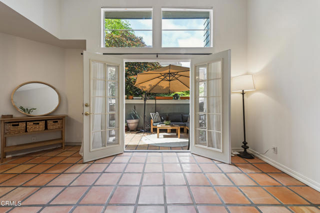 4967 Dekoven St. Street, Ventura CA: https://media.crmls.org/mediaz/94d8bf1b-ac04-4499-9f64-5a55d293c586.jpg