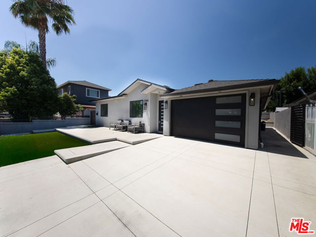 17443 Valerio Street, Van Nuys CA: https://media.crmls.org/mediaz/94d9c695-1cb8-46f1-96af-ef4e3ddc2064.jpg