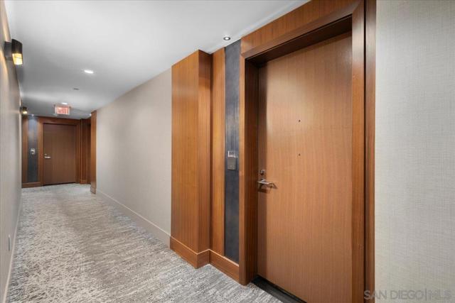 1388 Kettner Blvd, San Diego CA: https://media.crmls.org/mediaz/94da1eec-7d3b-4396-b311-dbc19397b2a0.jpg