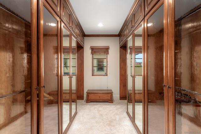 1038 E Ave, Coronado CA: https://media.crmls.org/mediaz/94da929a-3e49-431d-94a8-ffb783a9b3e6.jpg