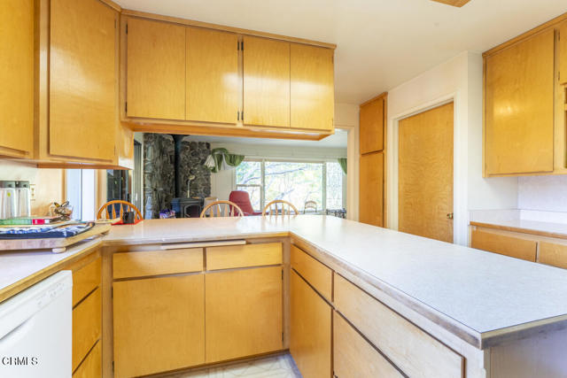 32551 Mill Creek Drive, Fort Bragg CA: https://media.crmls.org/mediaz/94dacd95-97b3-49a8-8216-3e762d25d661.jpg