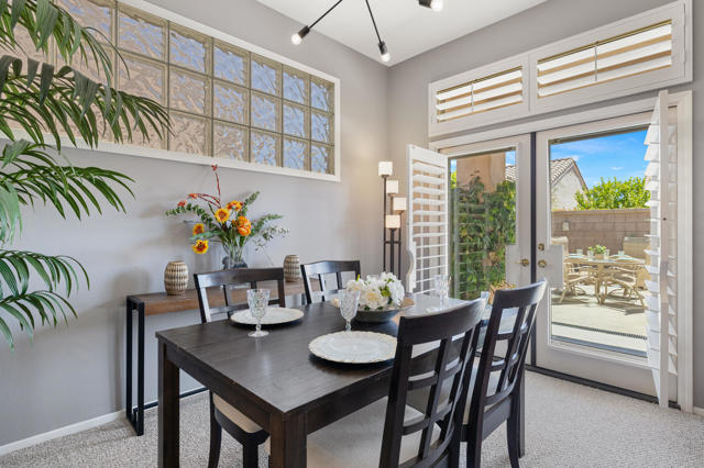 37396 Pineknoll Avenue, Palm Desert CA: https://media.crmls.org/mediaz/94dd6423-9e62-40f7-9de6-18b9868d1a9e.jpg