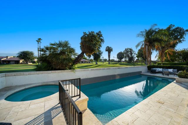78955 Martinique Drive, Bermuda Dunes CA: https://media.crmls.org/mediaz/94ddb0e5-a026-4720-96fa-6c38ca83e06e.jpg