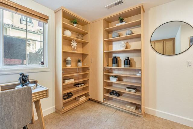 519 Sirte Terrace, Sunnyvale CA: https://media.crmls.org/mediaz/94ddd67a-0b82-4675-b21e-e07248123175.jpg