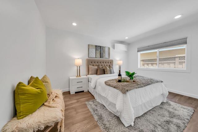 6 Whitecliff Court, San Mateo CA: https://media.crmls.org/mediaz/94de3749-76b2-436d-ad22-d5f1fe3e06dd.jpg