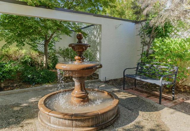 1919 Alameda De Las Pulgas, San Mateo CA: https://media.crmls.org/mediaz/94deed06-73c3-4e1e-96b0-9fdd15c87e78.jpg