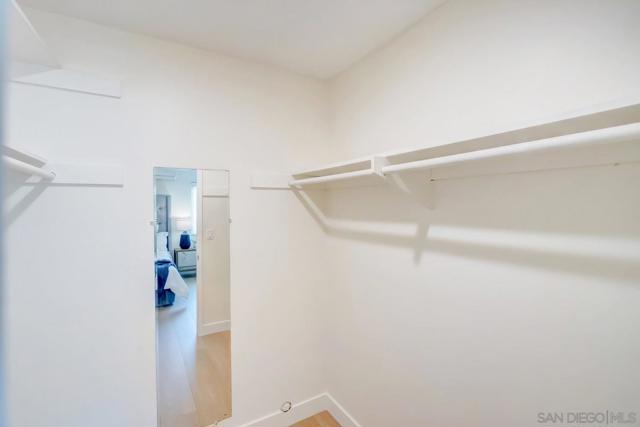 Image 17 of 29 For 11081 Via San Marco