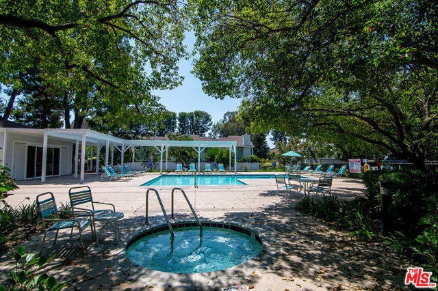 18170 Andrea Circle North, 1 photo 5