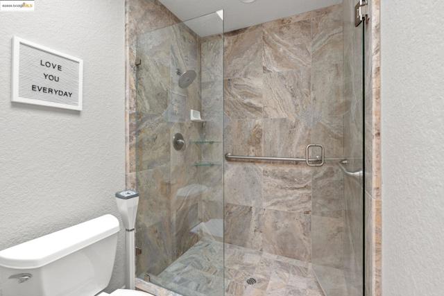 5521 Lanai Ct, Discovery Bay CA: https://media.crmls.org/mediaz/94e0e1ef-c44c-43a7-a20e-54e32d1362d6.jpg