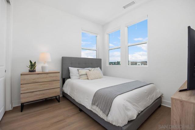 8021 Rubicon, San Diego CA: https://media.crmls.org/mediaz/94e24d65-5559-4d08-9082-5eec4d379bd1.jpg