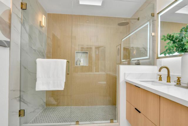 642 Appleberry Drive, San Rafael CA: https://media.crmls.org/mediaz/94e34fe7-474f-411f-84fe-33558e4f6469.jpg