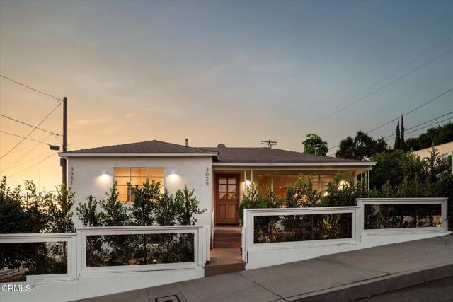 Detail Gallery Image 1 of 1 For 3029 Isabel Dr Dr, Los Angeles,  CA 90065 - 3 Beds | 3 Baths