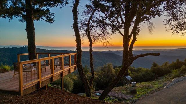 580 Rancho Prieta Road, Los Gatos CA: https://media.crmls.org/mediaz/94e53057-1594-4fb6-b80f-8a4b0c12a261.jpg